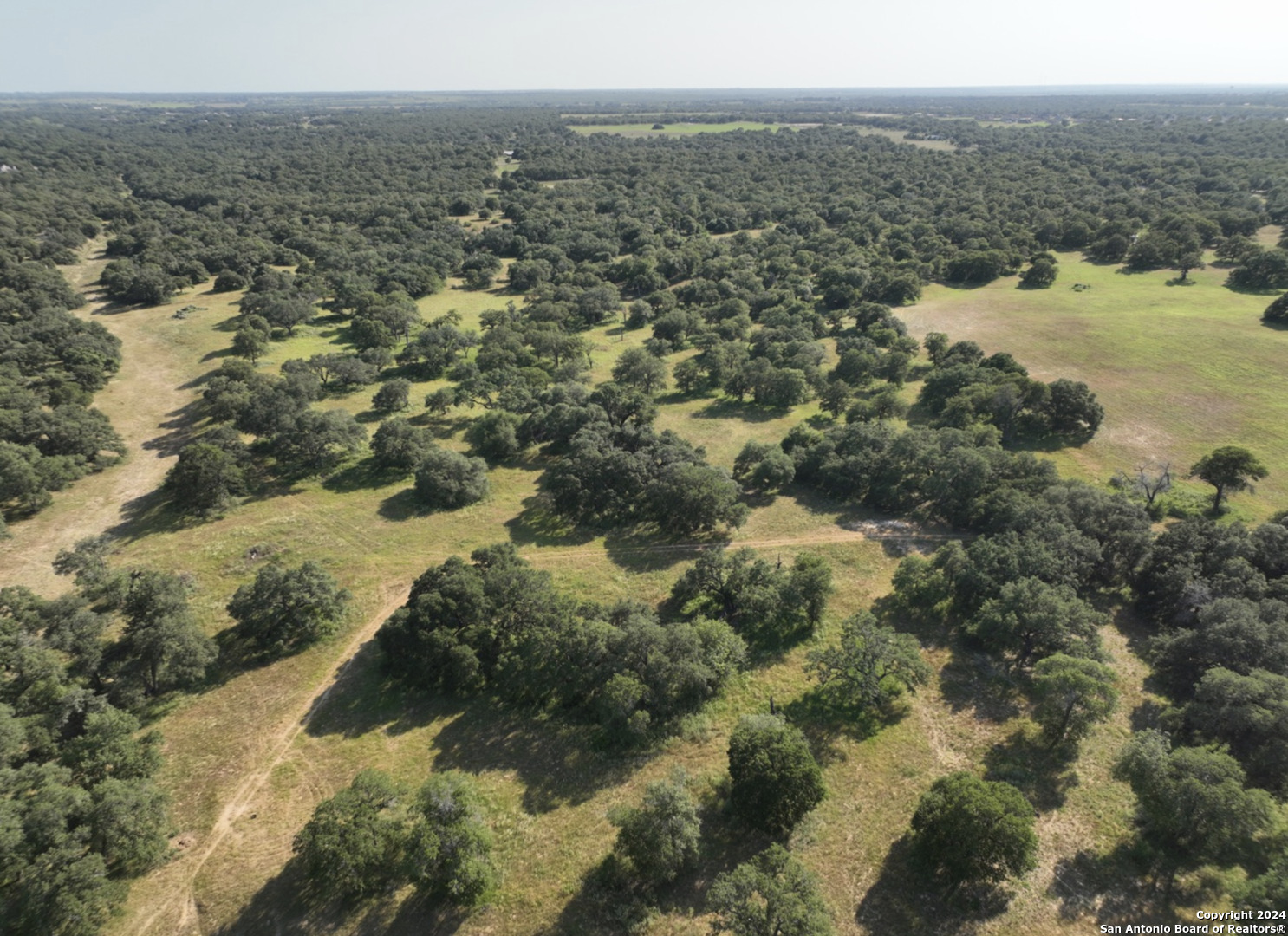 2774 tract 2 county road 320, floresville,  TX 78114