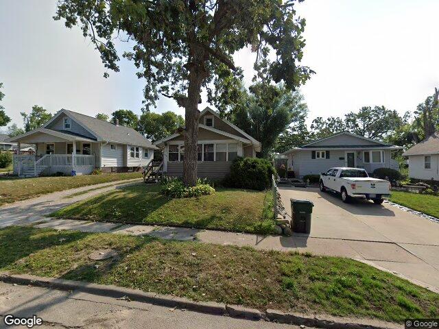 928 daniels st ne, cedar rapids,  IA 52402
