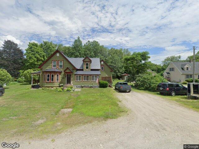 1113 daniel webster, woodstock,  NH 03262