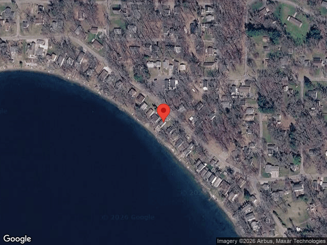 66461 lakeshore dr, dowagiac,  MI 49047