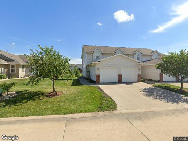 3292 prairie bend cir, marion,  IA 52302