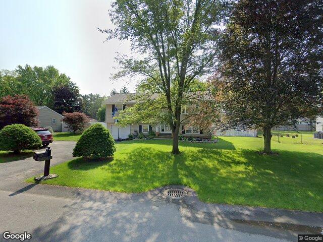 1052 timothy ln, schenectady,  NY 12309