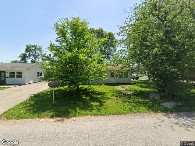 700 e 5th st, east saint louis,  IL 62206