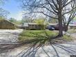 8107 main st, kansas city,  MO 64114