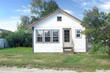 6 dolloff st, peru,  ME 04290