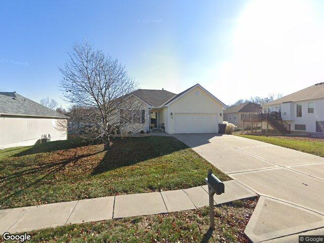 109 nw 90th pl, kansas city,  MO 64155