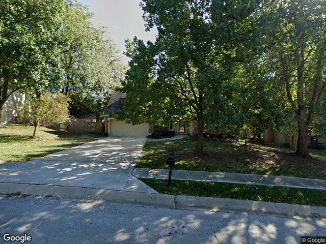 701 nw 44th ter, kansas city,  MO 64116