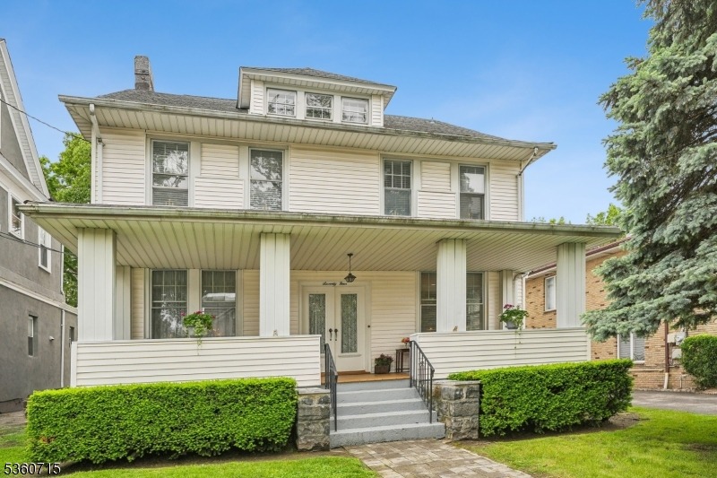 74 oakdene ave, cliffside park,  NJ 07010