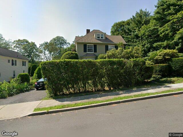 89 rea ave, midland park,  NJ 07432