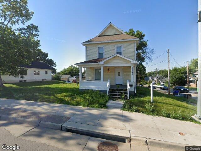 1828 mt. vernon road se, cedar rapids,  IA 52403