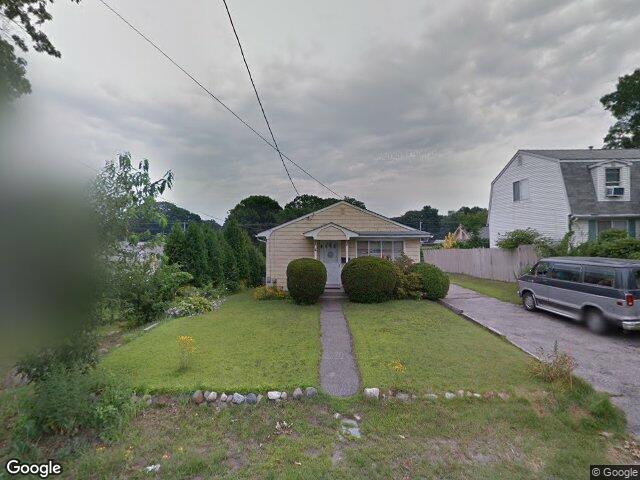 104 harrington ave, warwick,  RI 02888