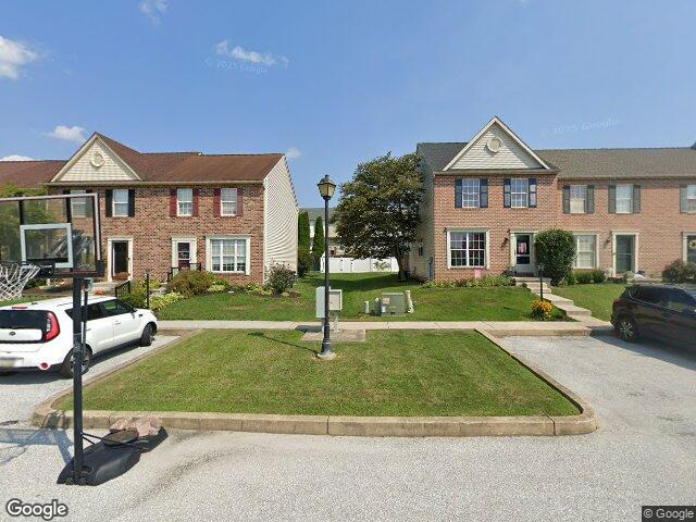 7 stoners cir, littlestown,  PA 17340