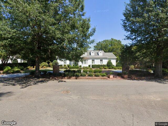 16 heathwood cir, columbia,  SC 29205
