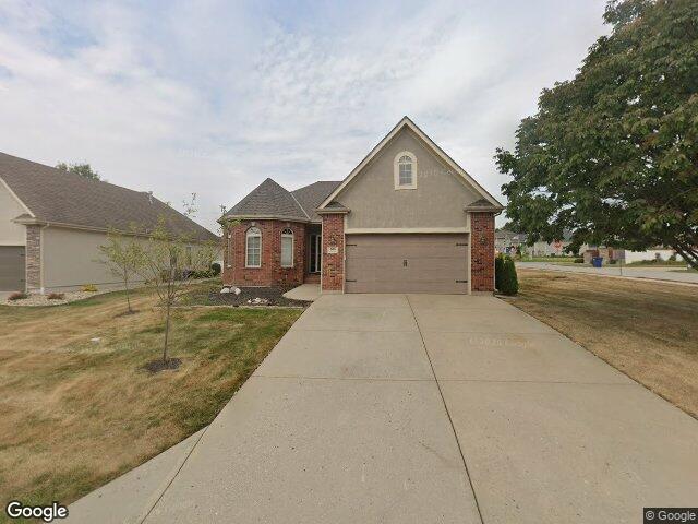 800 nw cedar ln, grain valley,  MO 64029