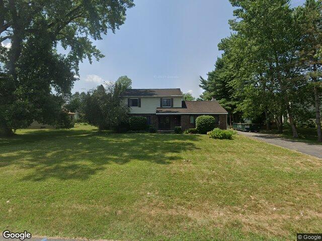 2217 lynnwood dr, schenectady,  NY 12309