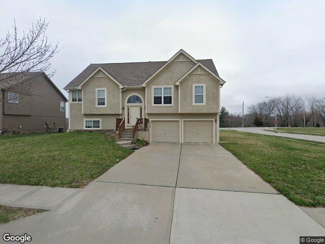 2116 ne 91st ter, kansas city,  MO 64155