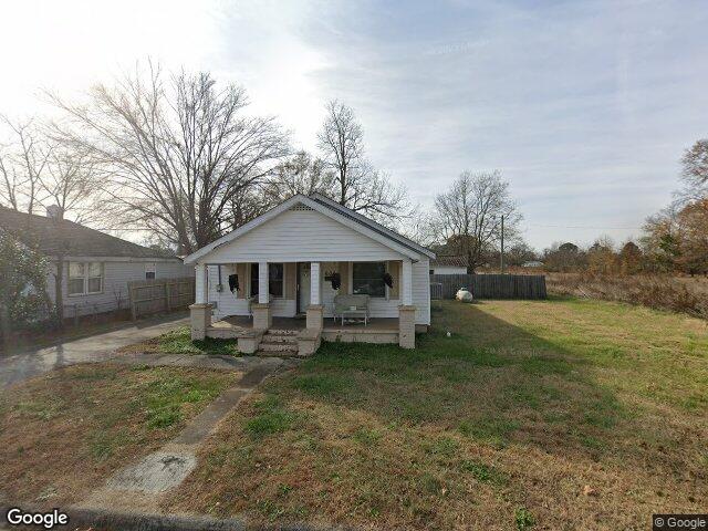 609 w preston st, selma,  NC 27576