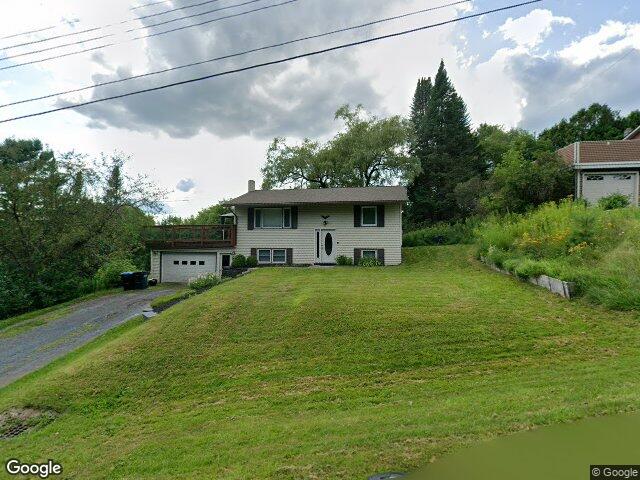 30 moonlight dr, barre,  VT 05641