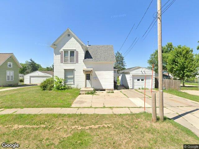 402 8th ave, marion,  IA 52302