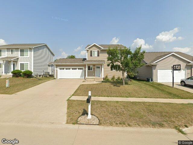 3305 lennon ln, marion,  IA 52302