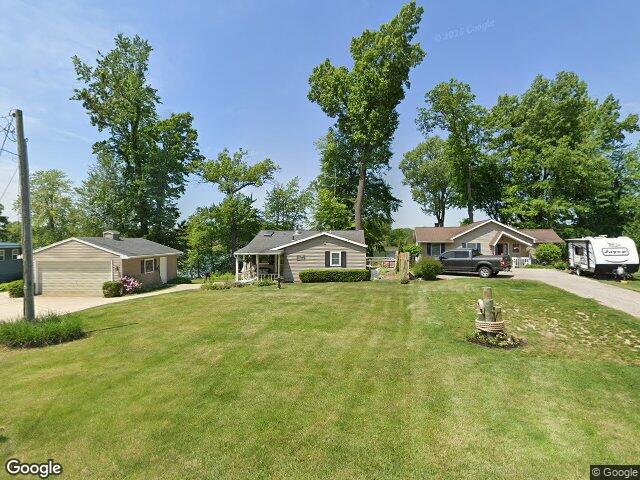 60846 n lakeshore dr, lawrence,  MI 49064