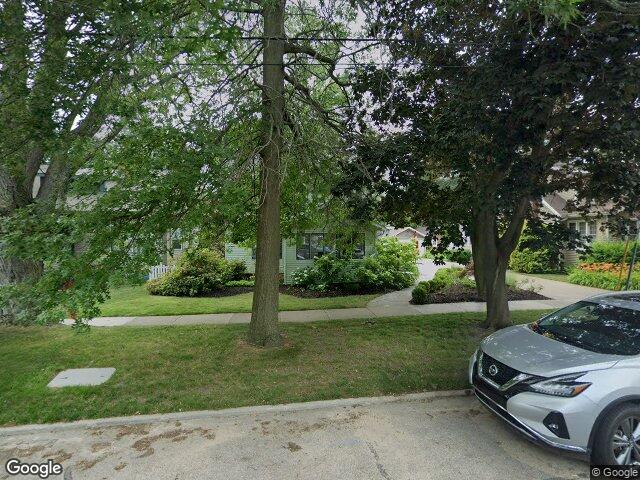 318 superior st, south haven,  MI 49090