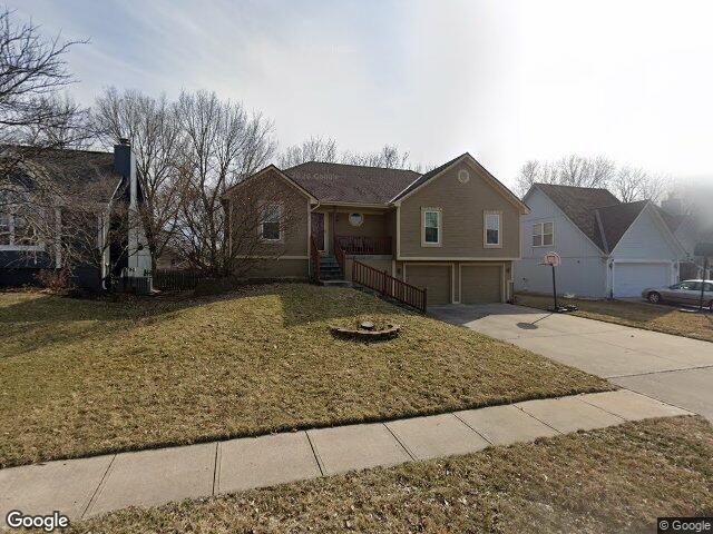 8623 ne 72nd ter, kansas city,  MO 64158