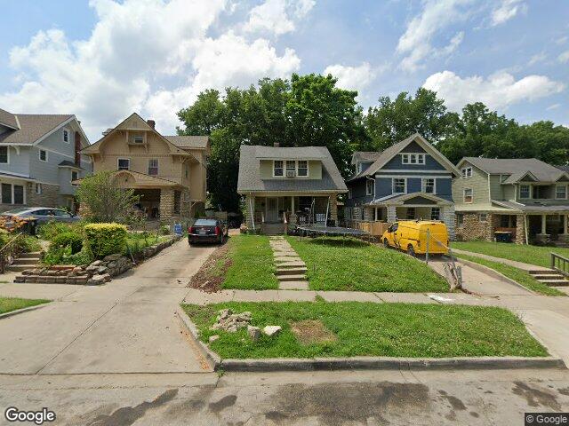 4010 chestnut ave, kansas city,  MO 64130