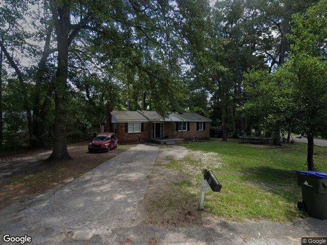 8 holiday cir, columbia,  SC 29206
