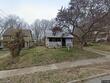 106 s park ave, independence,  MO 64050