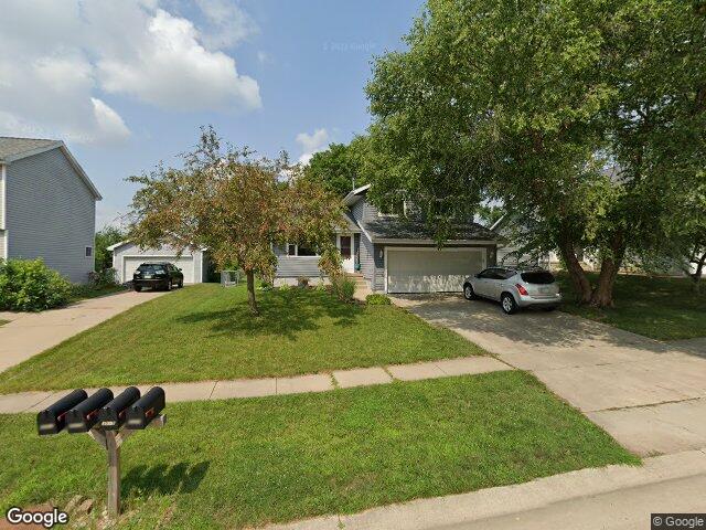 3030 5th st, marion,  IA 52302