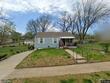 6736 bales ave, kansas city,  MO 64132