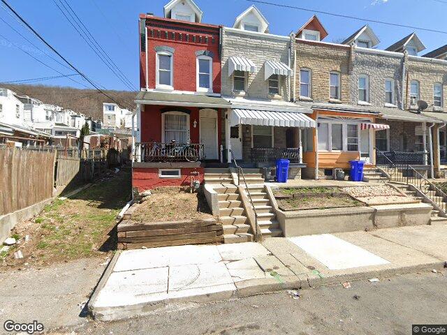 447 linden st, reading,  PA 19604