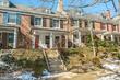 3432 university pl, baltimore,  MD 21218