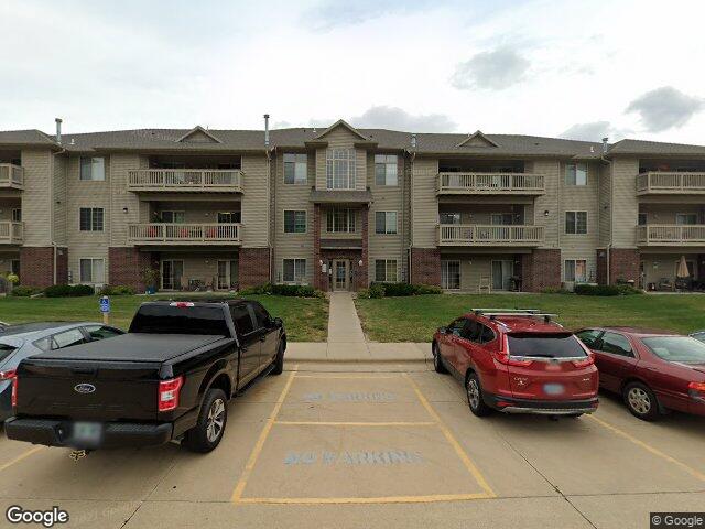 250 cimarron dr #311, hiawatha,  IA 52233