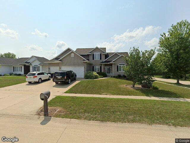 250 n 16th ave, hiawatha,  IA 52233