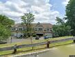 4 s shadow ln, oakland,  NJ 07436