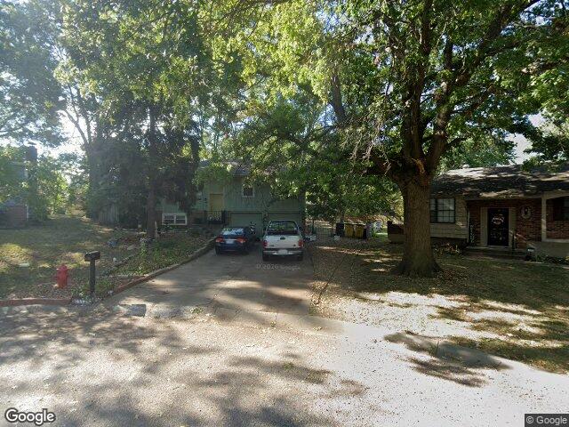 1100 nw kingsridge ct, blue springs,  MO 64015