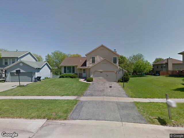 111 stoney creek rd nw, cedar rapids,  IA 52405