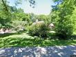 1902 s lake dr, independence,  MO 64055