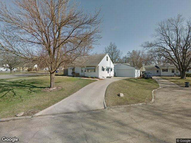 1236 miami ct ne, cedar rapids,  IA 52402