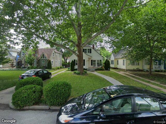 7524 grand ave, kansas city,  MO 64114