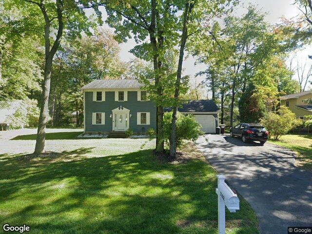 762 downing st, schenectady,  NY 12309