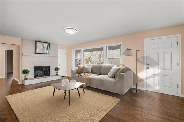 7630 sycamore ave, kansas city,  MO 64138