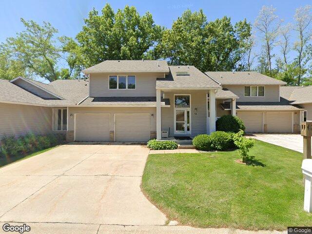 725 east post court se, cedar rapids,  IA 52402