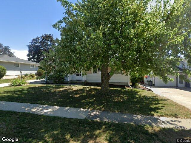 1805 country club dr, marion,  IA 52302