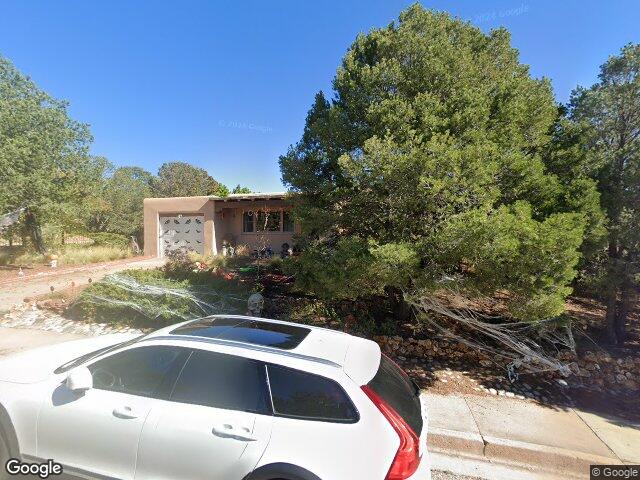 215 sombrio dr, santa fe,  NM 87501