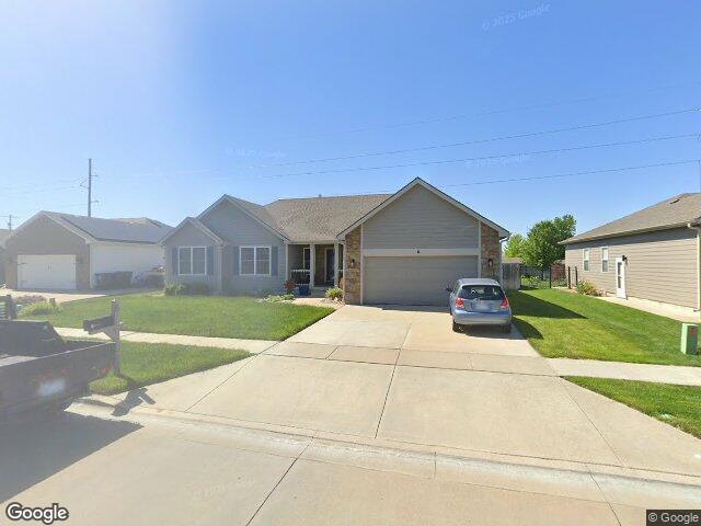 6 wildcat cir, salina,  KS 67401