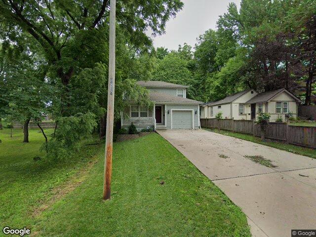 12 w 82nd ter, kansas city,  MO 64114