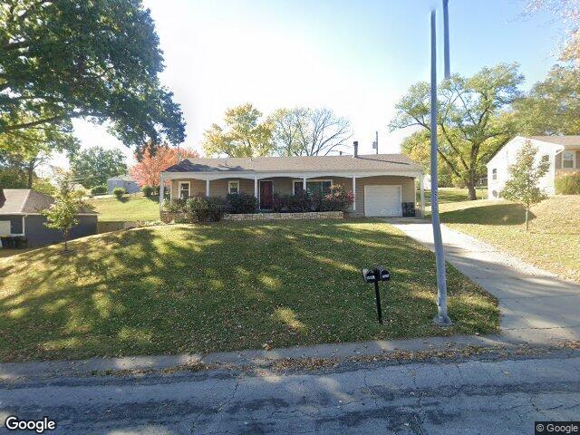 3940 n grand ave, kansas city,  MO 64116
